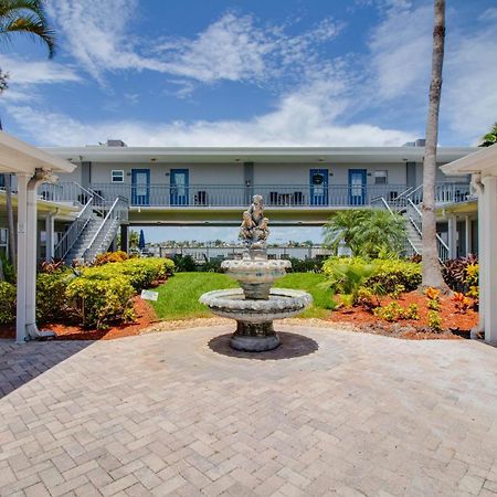 Apartamento 102-Tiny Treasure-Waterfront With Heated Pool St. Pete Beach Exterior foto