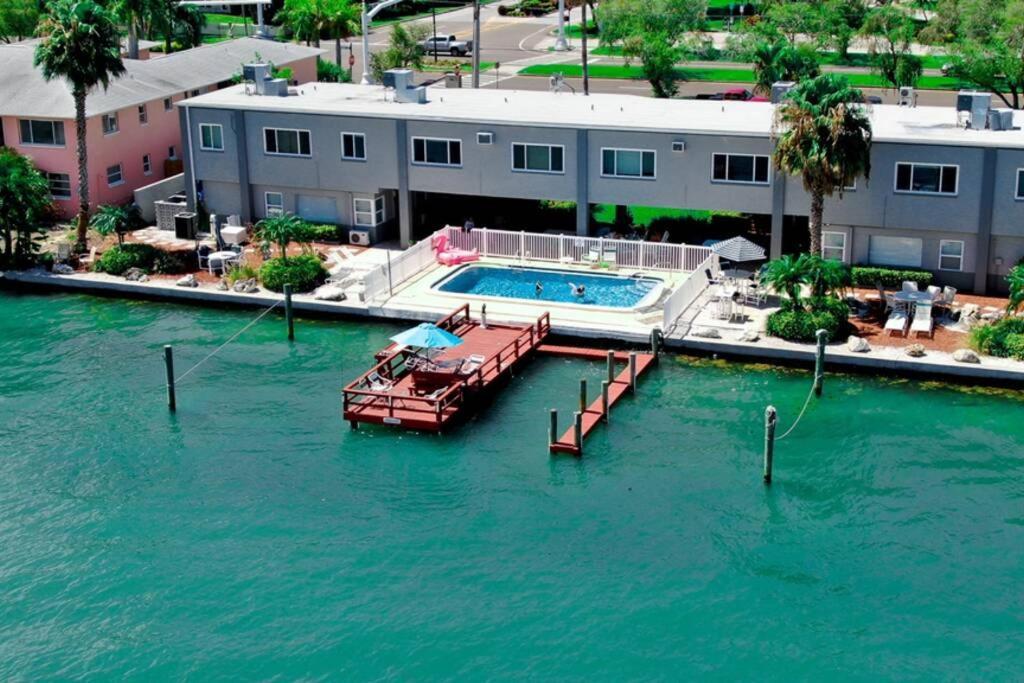 Apartamento 102-Tiny Treasure-Waterfront With Heated Pool St. Pete Beach Exterior foto