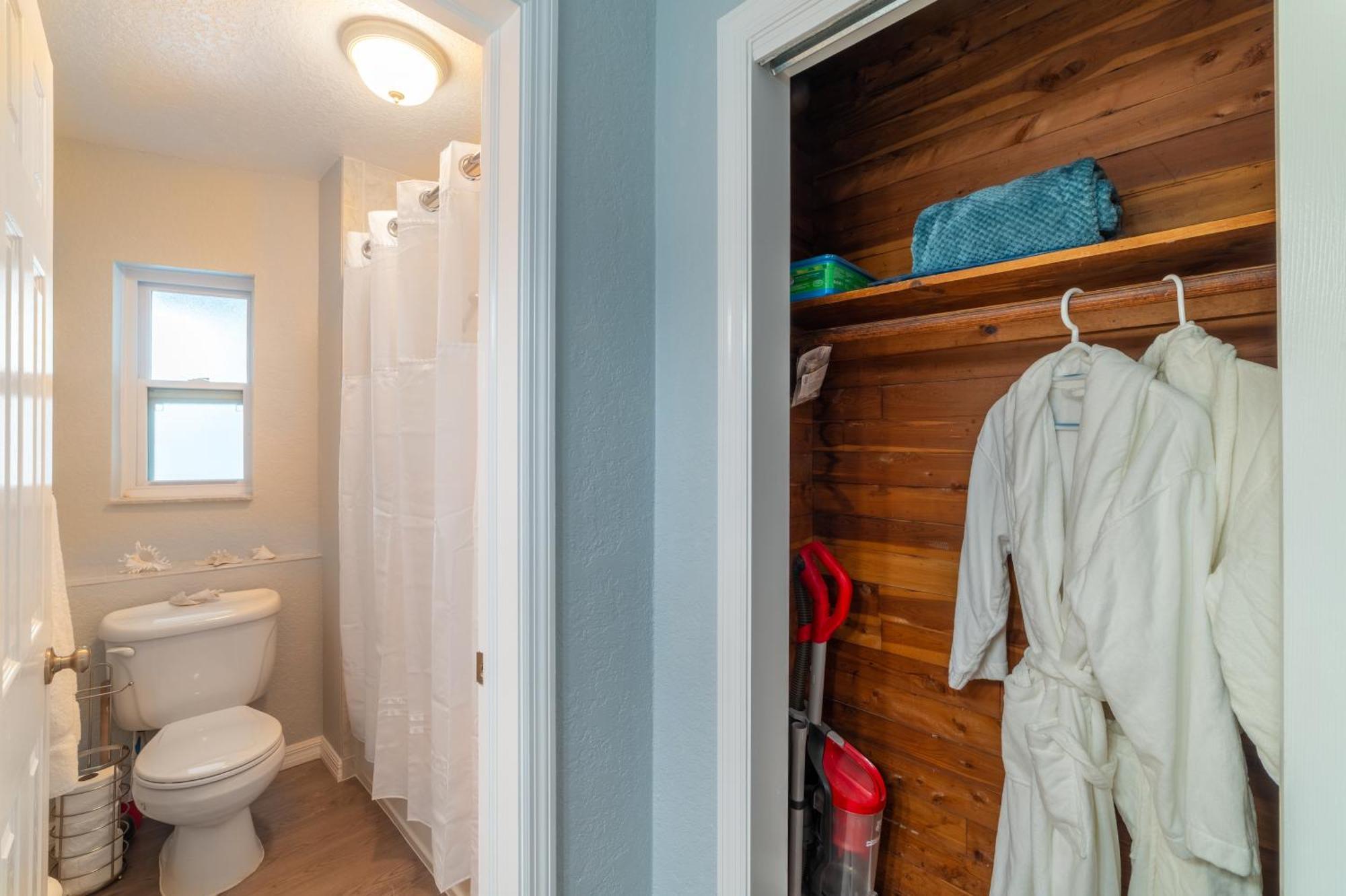 Apartamento 102-Tiny Treasure-Waterfront With Heated Pool St. Pete Beach Exterior foto